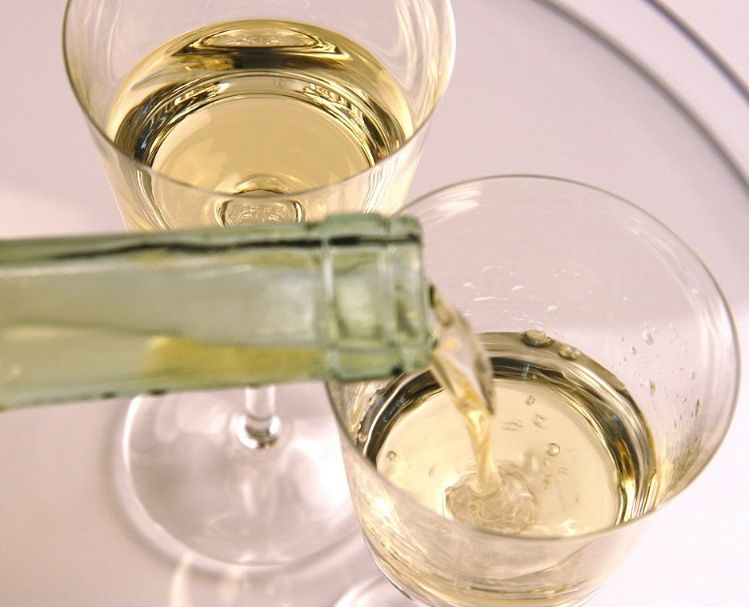 Vino blanco: ¿Cuánto consumimos los argentinos?
